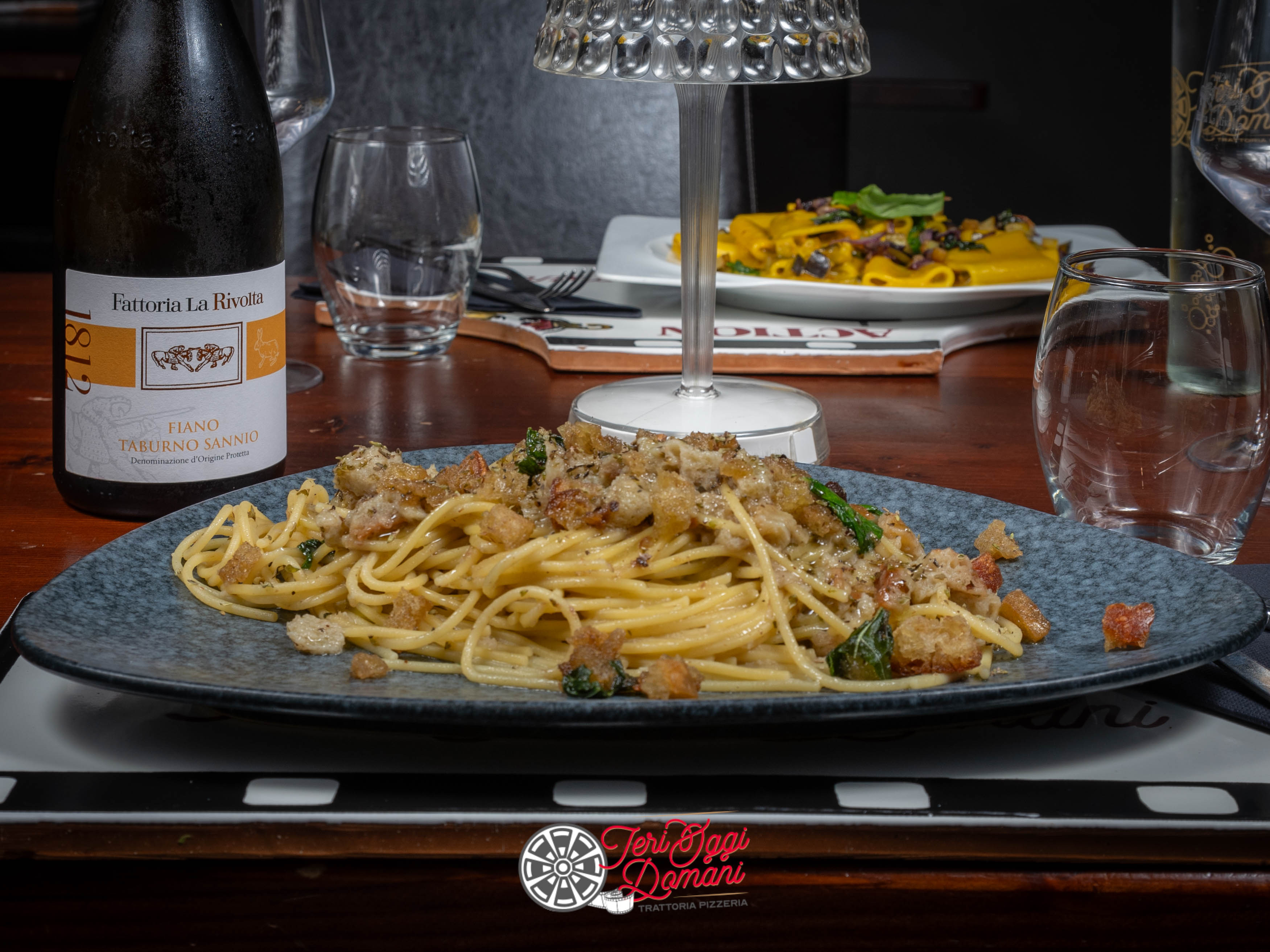 Spaghetti alla Gennaro: Un Tributo Napoletano tra Cucina e Tradizione 