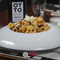 Mezzo Occhio di Lupo con Funghi Piopparelli e Pomodorini